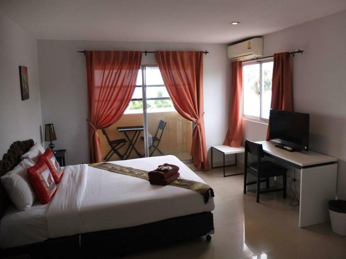 Ferienwohnung Montana Court Pattaya Exterior foto